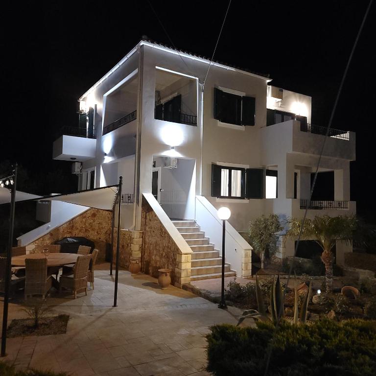 Budova, kde se vila nachází