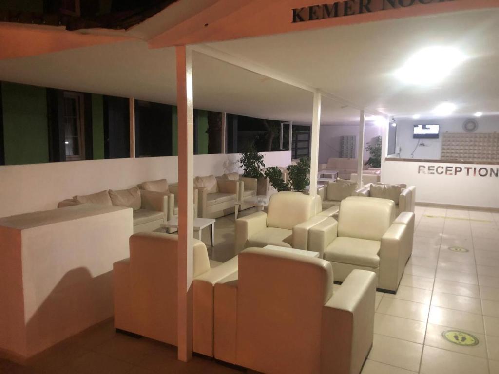 Posezení v ubytování Anita Kemer Noch Hotel - All Inclusive