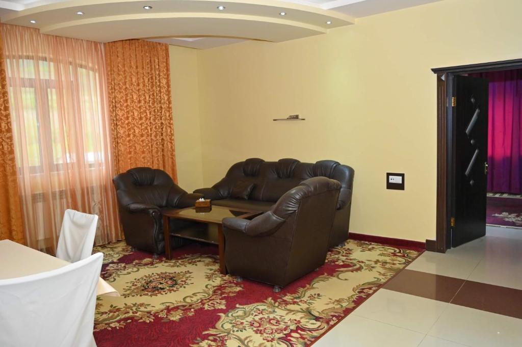Posezení v ubytování Mayisyan Kamurj Hotel