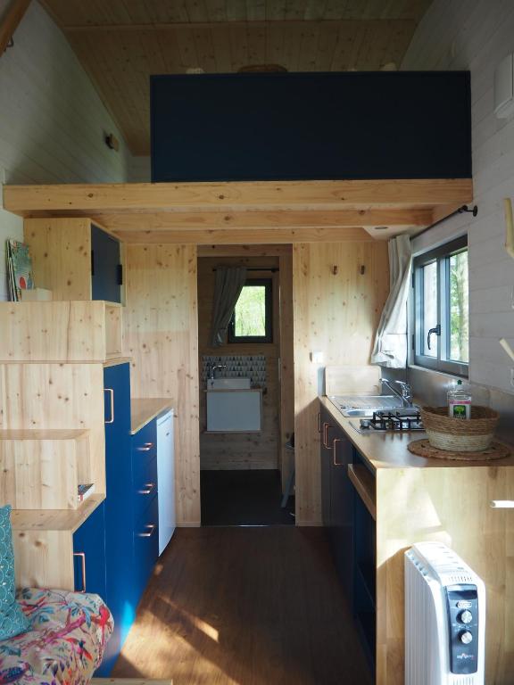 Kuchyň nebo kuchyňský kout v ubytování Ecolodge La Belle Verte
