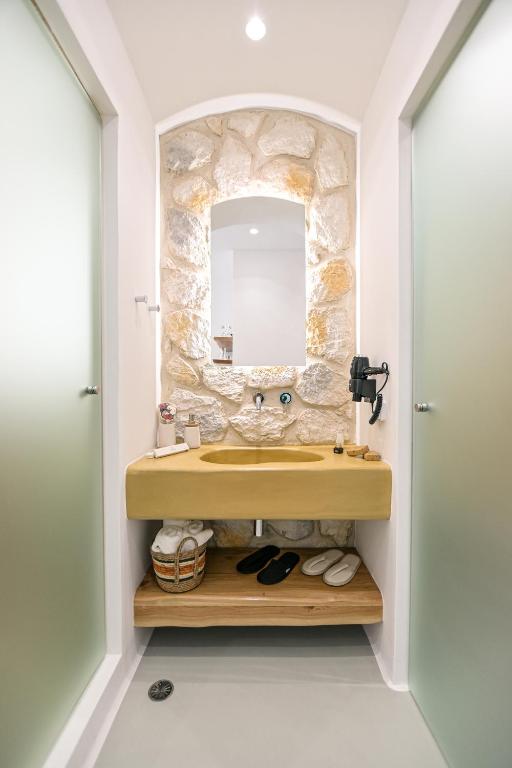 Flèria Seaview Suites - 5