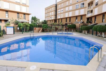 A piscina localizada em Duplex with terrace and parking Cabezo ou nos arredores