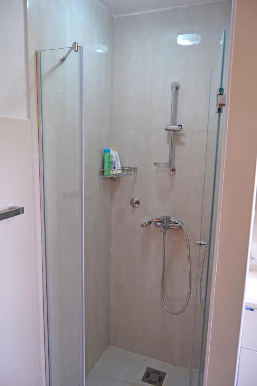 Koupelna v ubytování Tivat Apartments