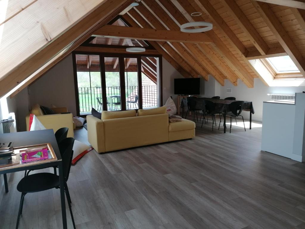 reservar hotel en Espinal-Auzperri