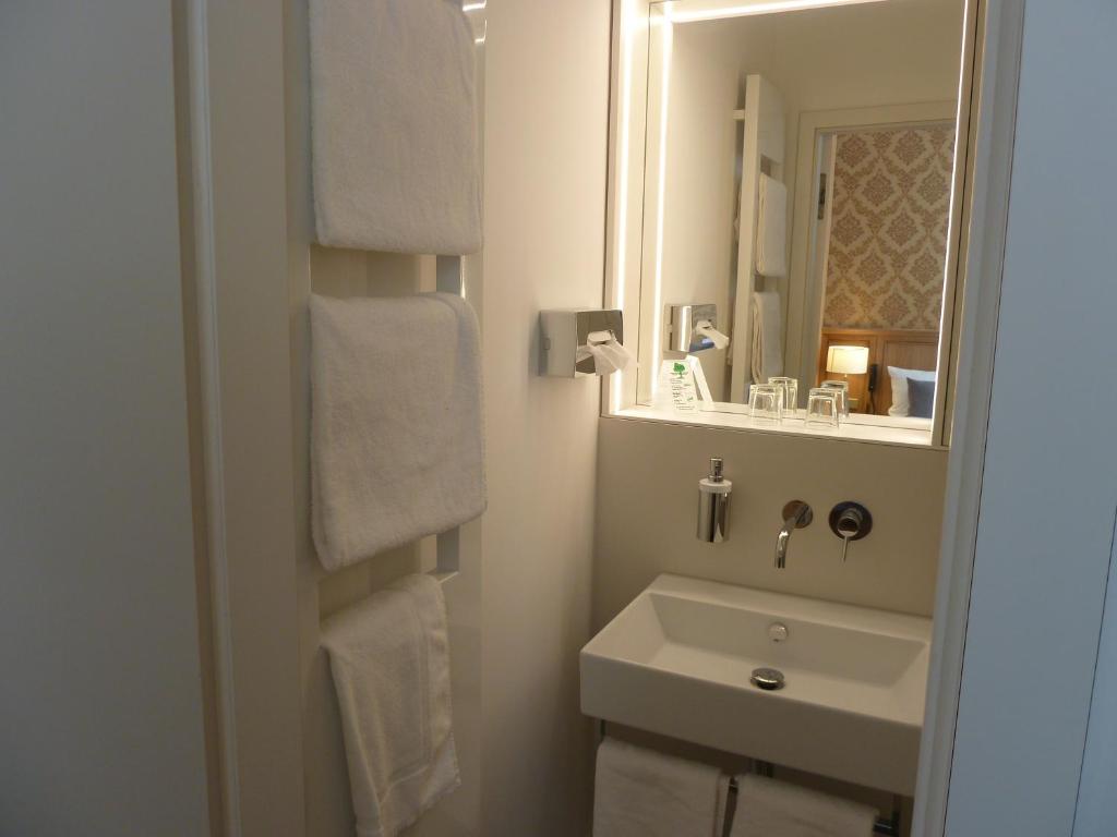 Koupelna v ubytování Hotel Lindenufer