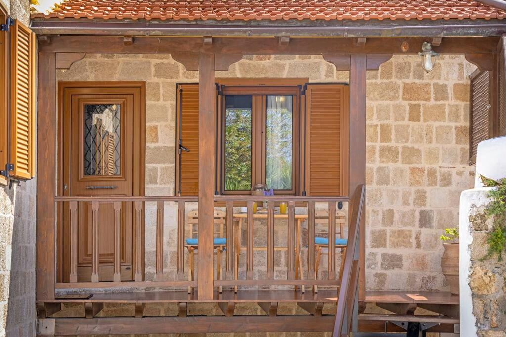 Balkón nebo terasa v ubytování Margaritis Luxury Medieval House