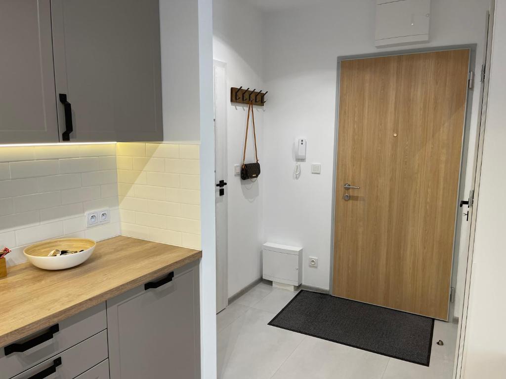 Kúpeľňa v ubytovaní NEWPORT Industrial Apartment
