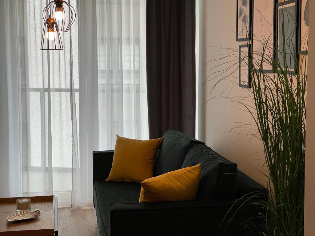 Posedenie v ubytovaní NEWPORT Industrial Apartment