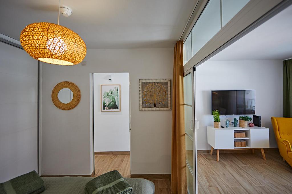 Kuchyň nebo kuchyňský kout v ubytování Cactus Sombrerudo- bright apartment next to Yumbo