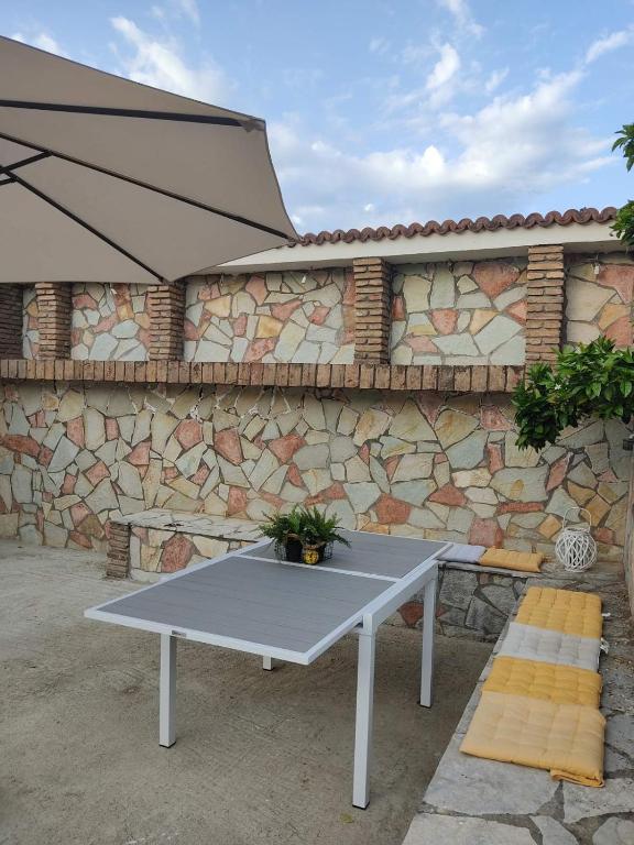 Stolní tenis v ubytování Casa di Athi nebo okolí