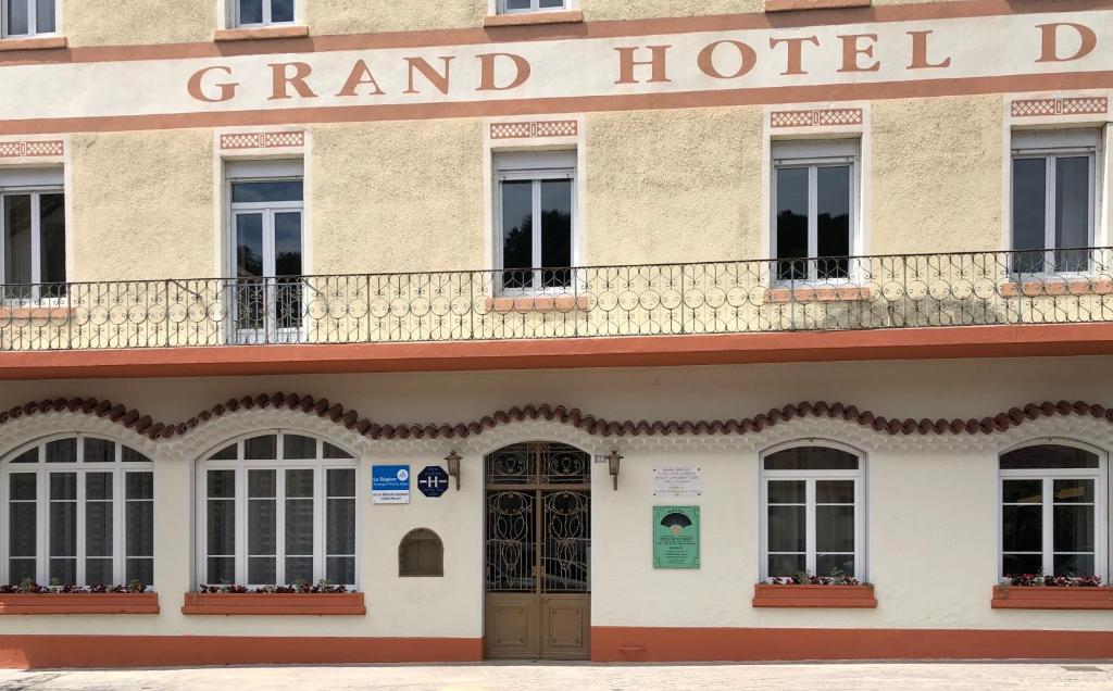 Gallery image of Grand hôtel de l&#39;Europe in Vals-les-Bains