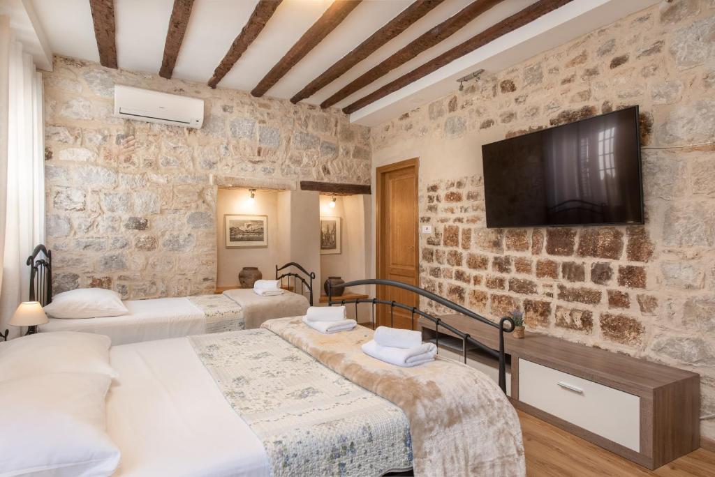 Dolce Vita Apartments - 1