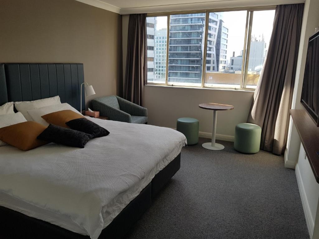 Chatswood Hotel - King Studio
