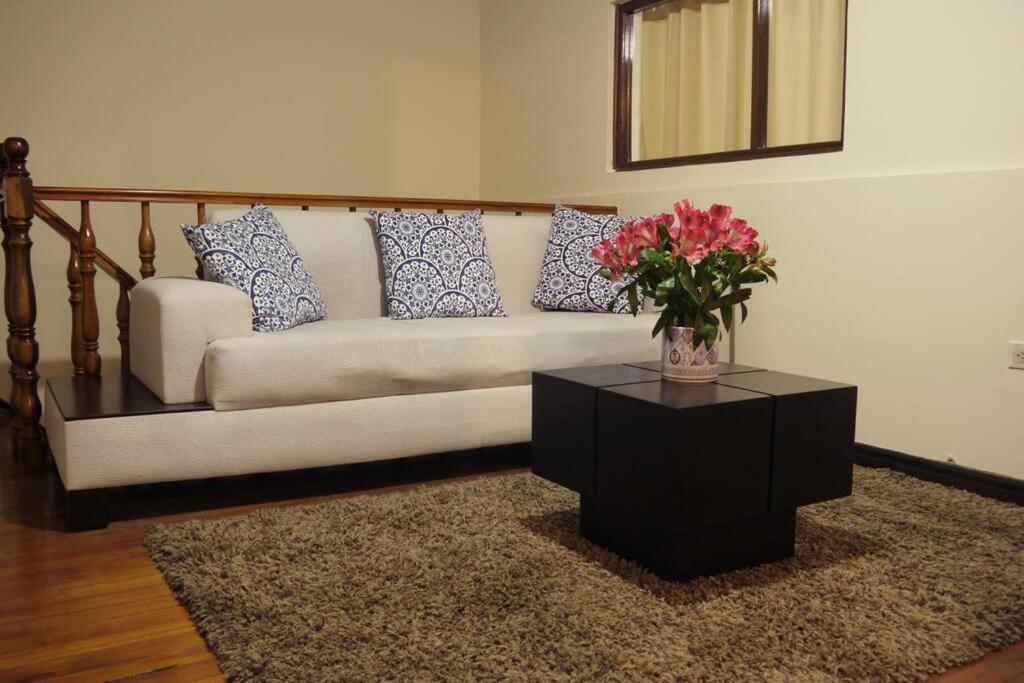 Apartamento La casa florida de Francisco (Ecuador Cuenca)