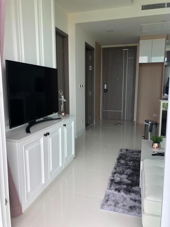 Beachfront Bang Saray By RoomQuest Hotel - Deluxe Double Studio