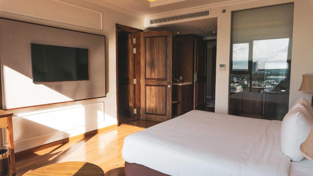 Phu Cuong Hotel Ca Mau - Suite Familiar