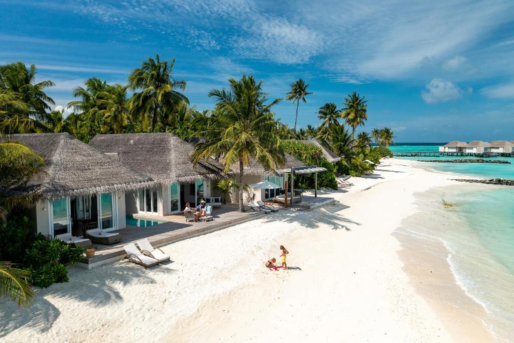 Baglioni Resort Maldives - Luxury All Inclusive, Dhaalu Atoll (updated prices 2025)