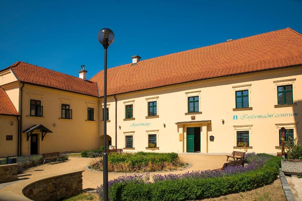 Budova, kde se apartmán nachází