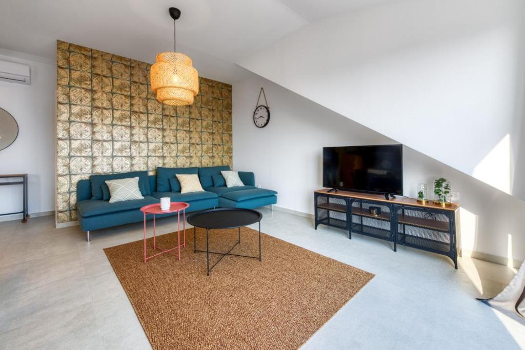Posedenie v ubytovaní Apartment Divine with sea view