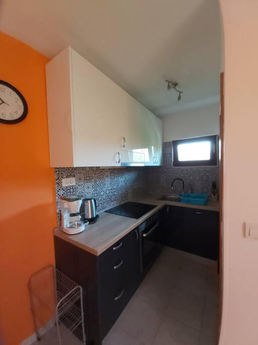 Kuchyňa alebo kuchynka v ubytovaní Kia Ora Apartment