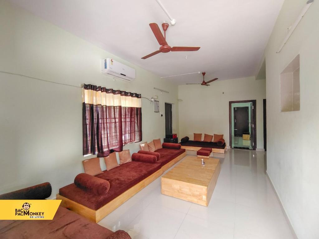 BACPAC MONKEY COLIVING - Doppelzimmer Mit Eigenem Bad