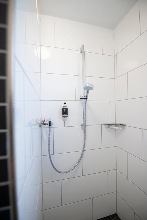 Koupelna v ubytování Smart & Stay Aparthotel Saarlouis Lisdorf - Self-Check-In - Free Parking