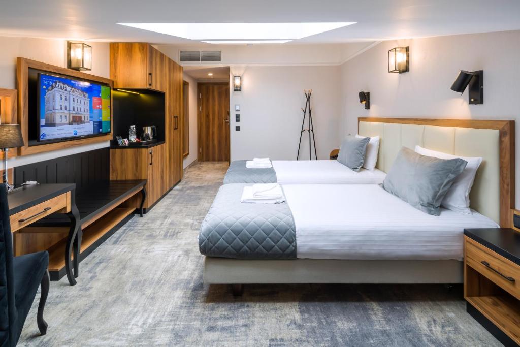 Sky Hotel Kraków - Zweibettzimmer - Dachgeschoss