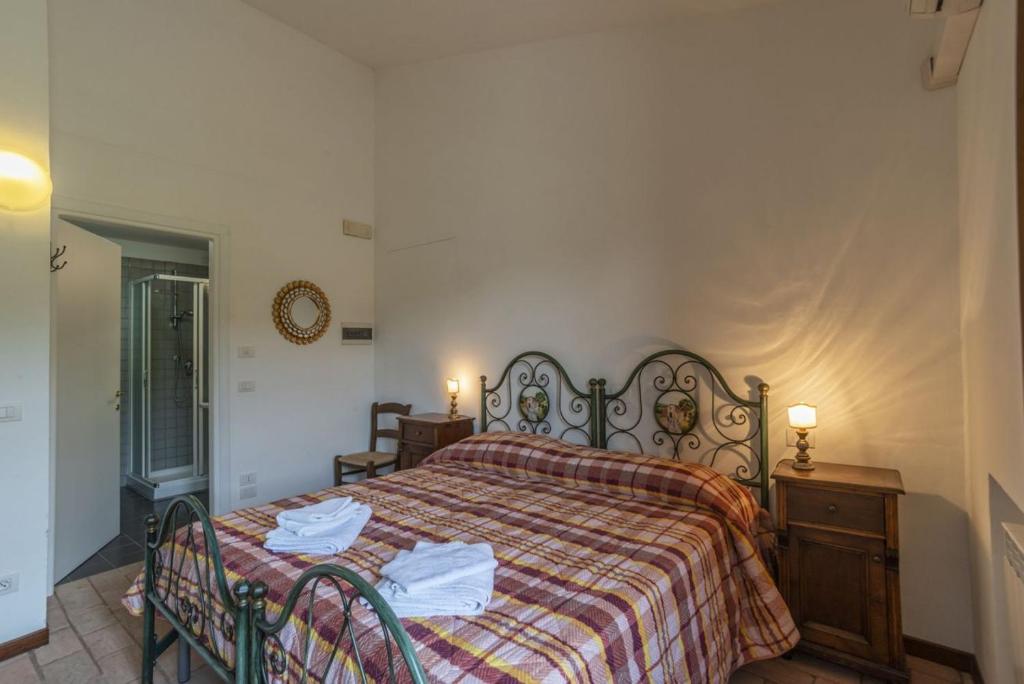 Posteľ alebo postele v izbe v ubytovaní Agriturismo Le Case Rosse di Montebuono