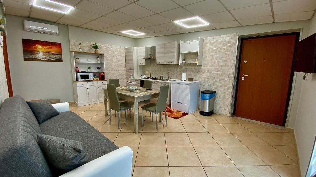 Appartamento Casa Crispino Mansarda n3 per 3 persone - Housity