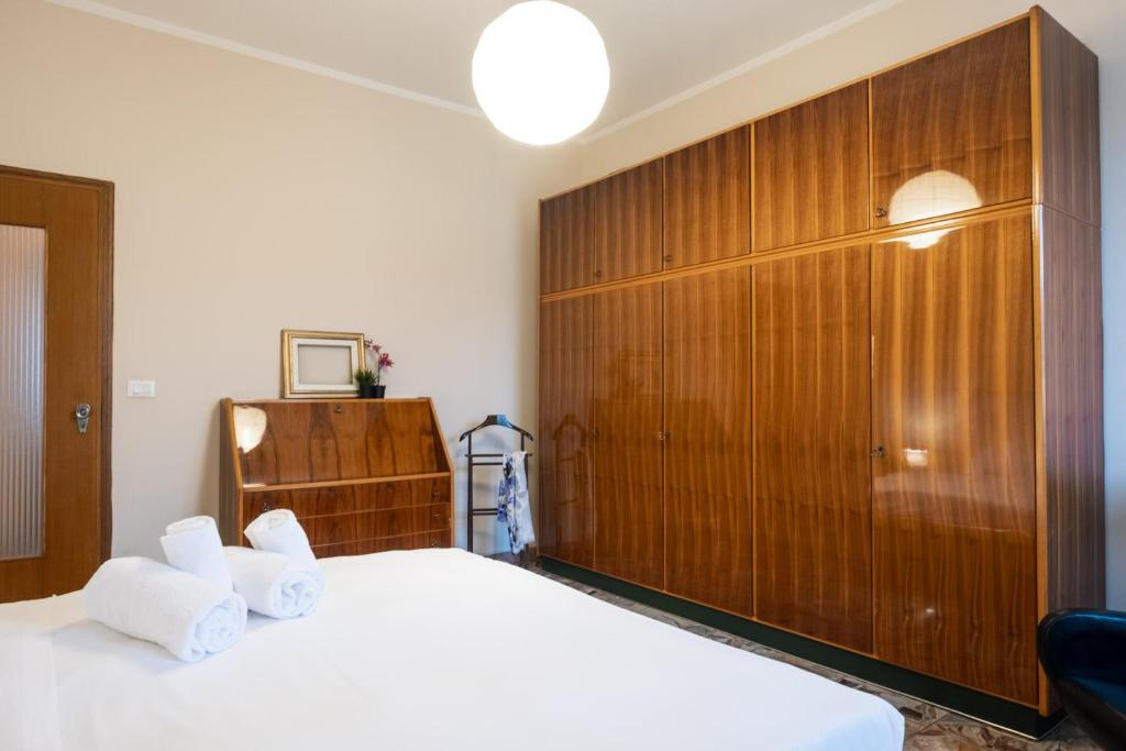 Zdjęcie z galerii obiektu Gardappartamenti Rivo lake view w mieście Desenzano del Garda