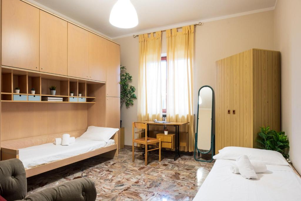 Zdjęcie z galerii obiektu Gardappartamenti Rivo lake view w mieście Desenzano del Garda