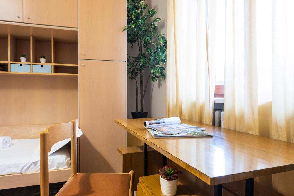 Zdjęcie z galerii obiektu Gardappartamenti Rivo lake view w mieście Desenzano del Garda