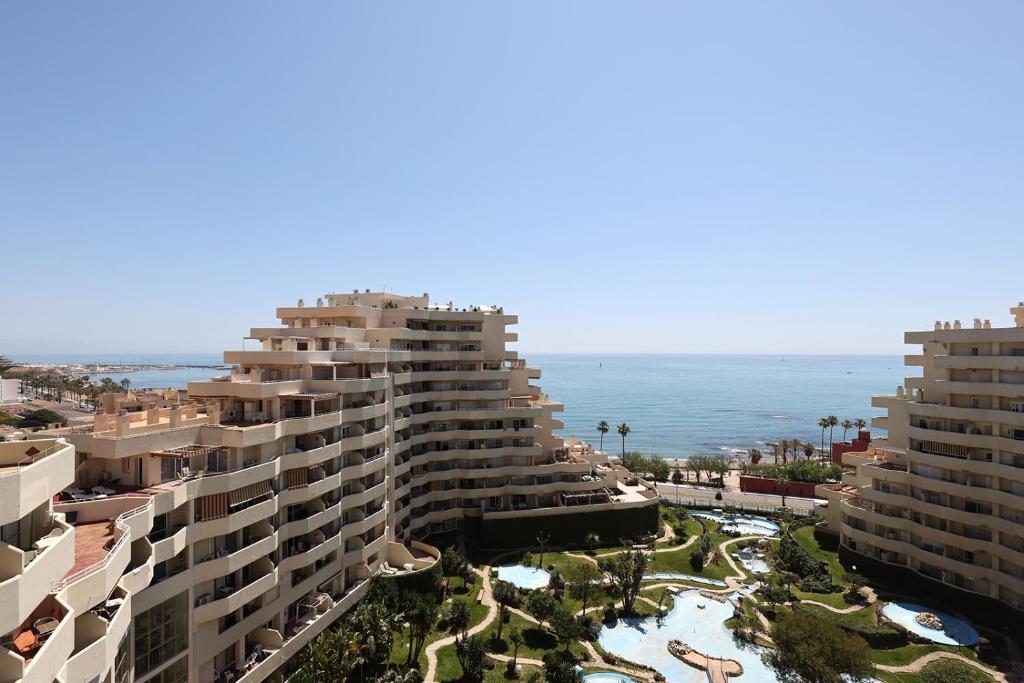 Fotografie z fotogalerie ubytování 095 - Bright & Comfortable Holiday Apartment With Water Park & Sea Views v destinaci Benalmádena