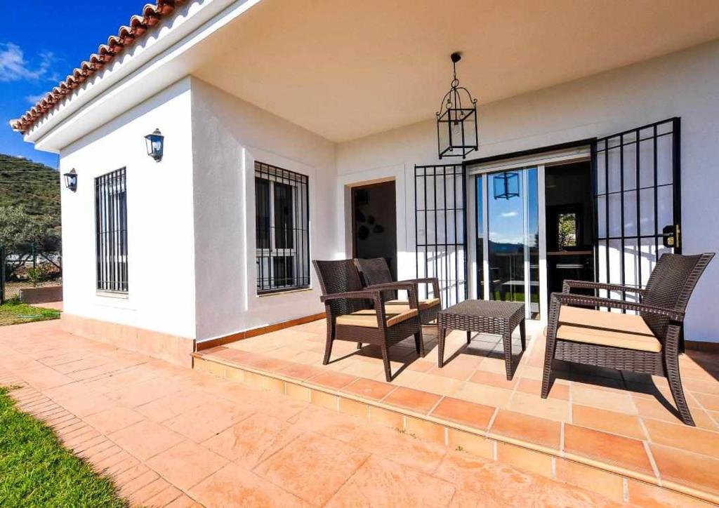 Patio nebo venkovní prostory v ubytování Paredones Casa Rural Caminito del Rey