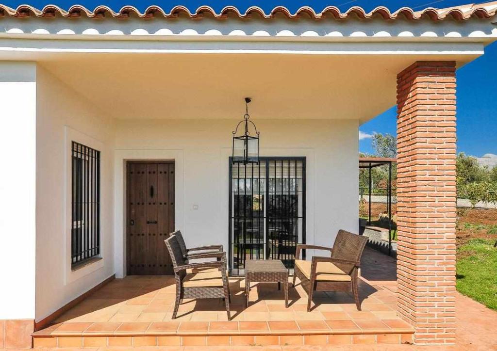 Patio nebo venkovní prostory v ubytování Paredones Casa Rural Caminito del Rey