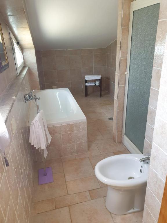 Koupelna v ubytování Agriturismo Le Querce
