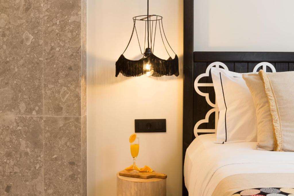C Suites - Resim 35