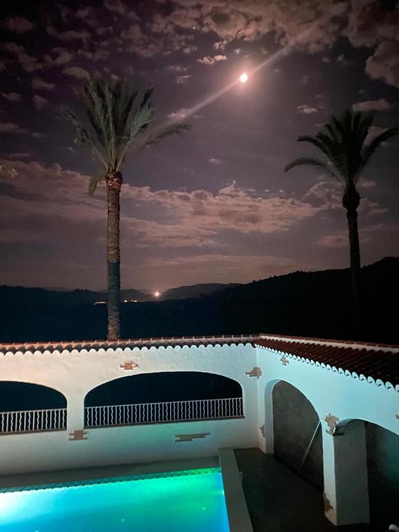 The swimming pool at or close to CASITA RUSTICA DE INVITADOS (NEXT TO XATIVA)
