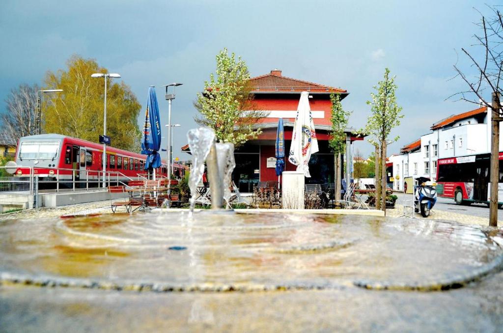 Fotografie z fotogalerie ubytování Übernachten im nostalgischen Bahnwaggon v destinaci Bogen