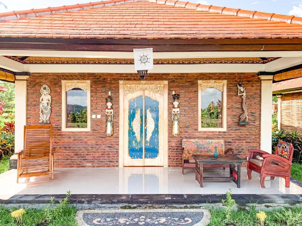 Sri Lestari Banyuatis - 4