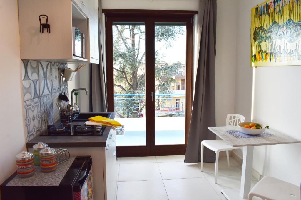 Bazén v ubytování Lume Art Apartment B&B nebo v jeho okolí