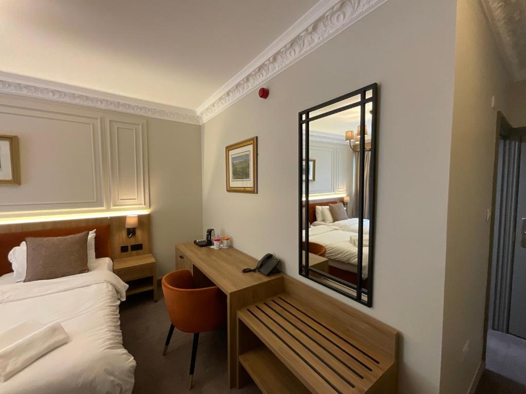 Imagen de la galería de Old Mill Hotel & Lodge, en Bath