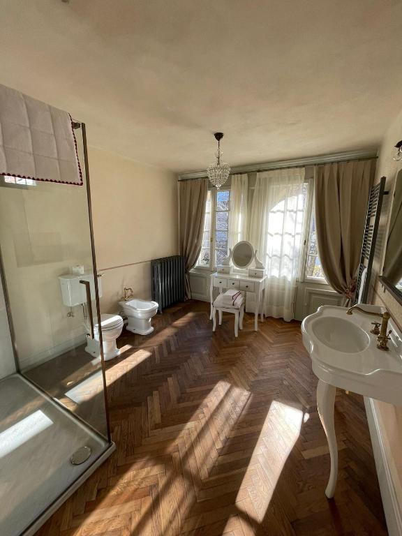 Posedenie v ubytovaní VILLA CHIOVENDA Residenza d'Epoca