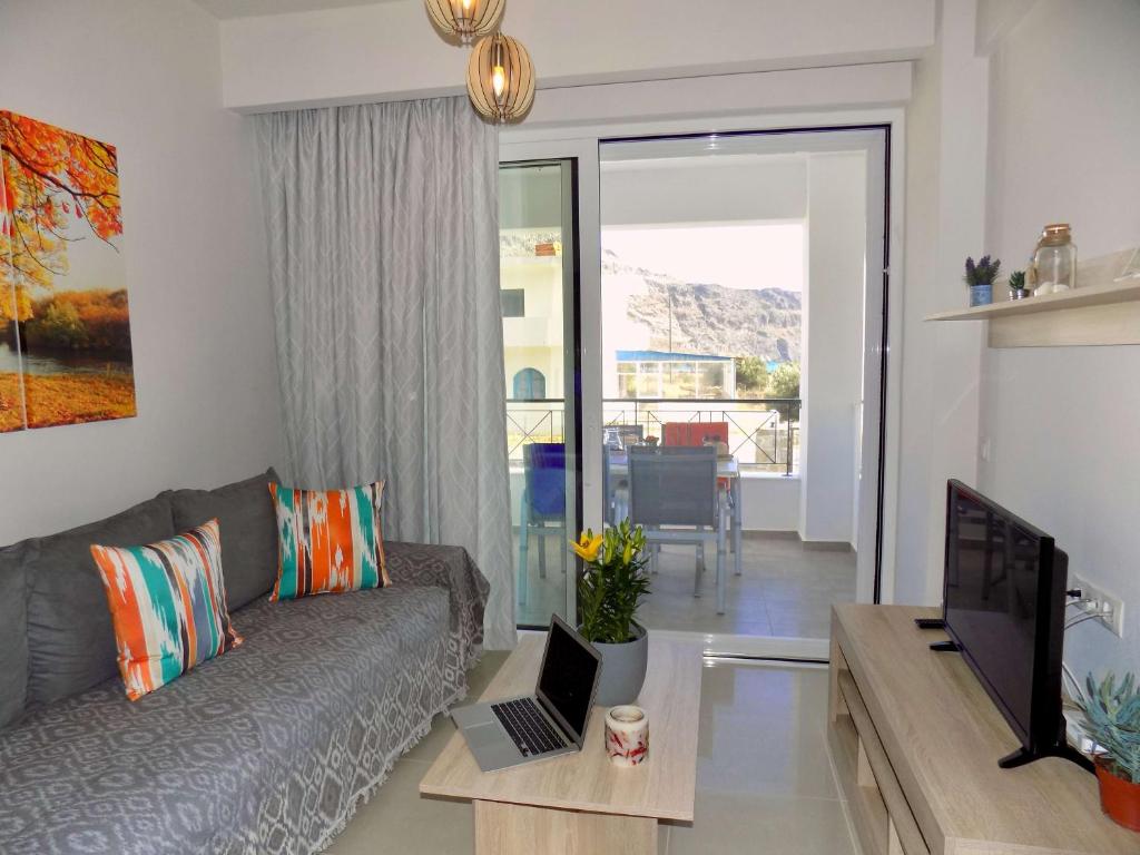 Posedenie v ubytovaní Eirini & Manolis Apartments