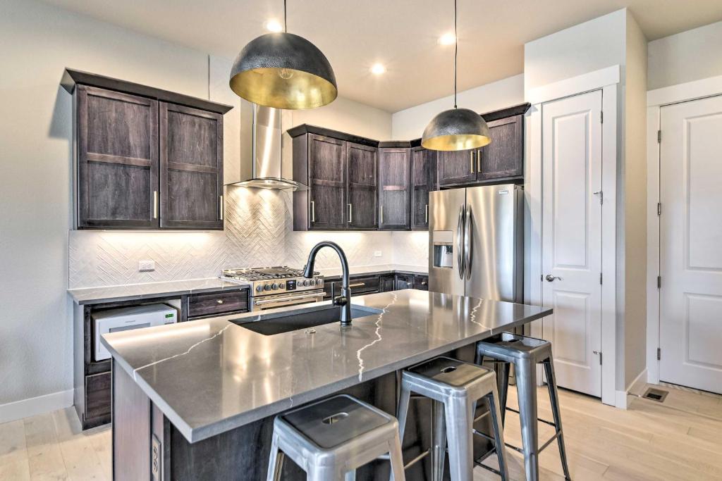 Idyllic Berthoud Retreat about 5 Mi to Loveland!, Loveland (updated prices 2024)