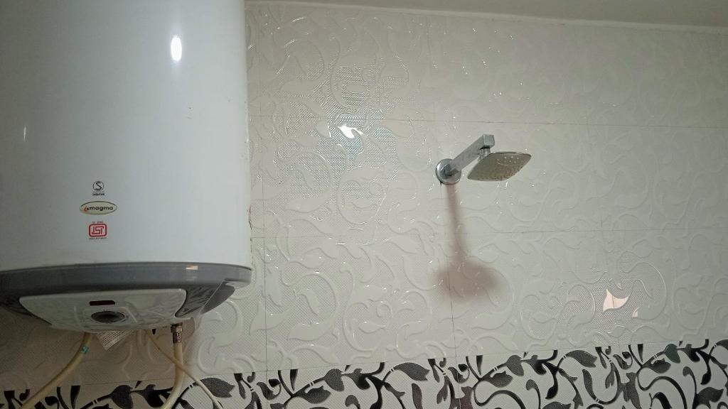 Koupelna v ubytování Mir manzil