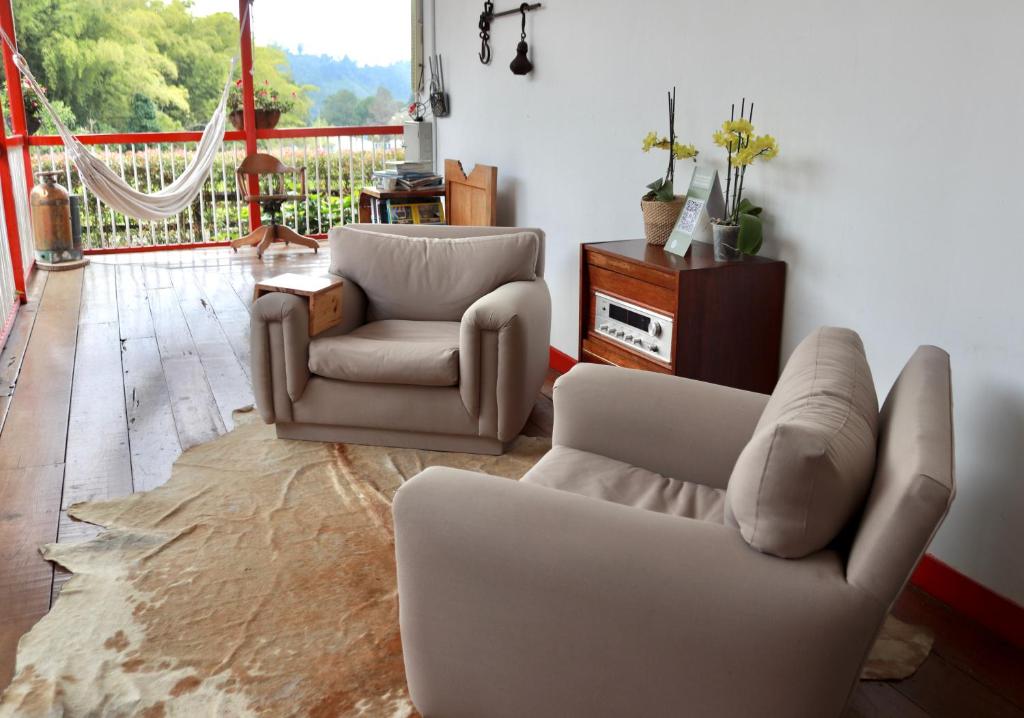 Et sittehjørne på La Cabaña Ecohotel - Valle del Cocora