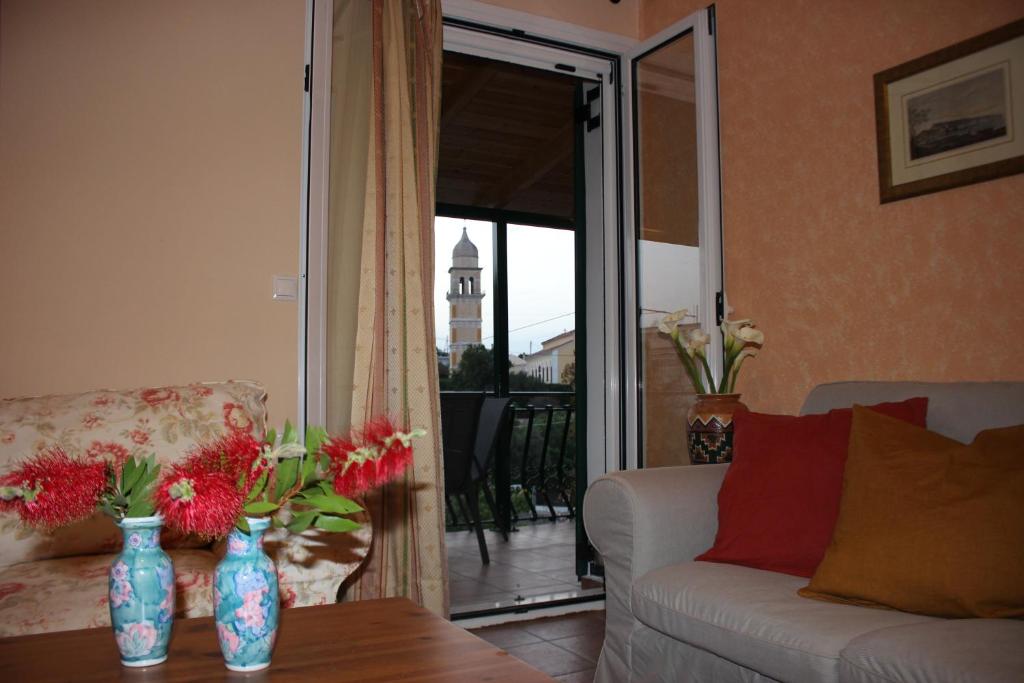 A seating area at Villa Pigi