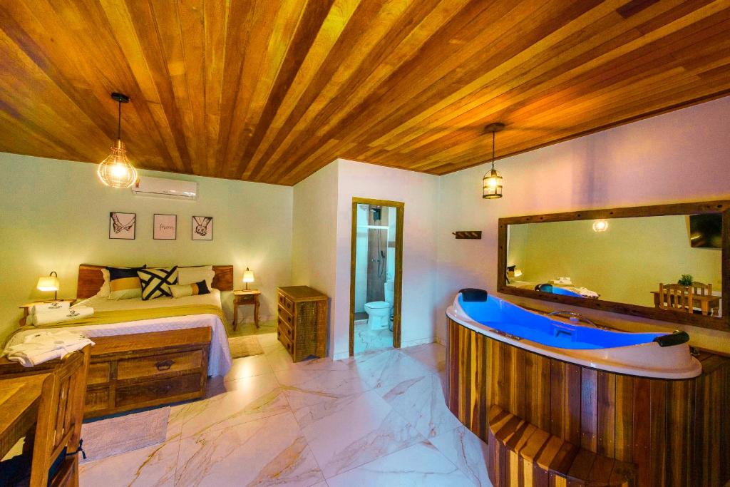 Minha Glória Hotel Boutique - Suite Lit Queen-Size Avec Baignoire Spa