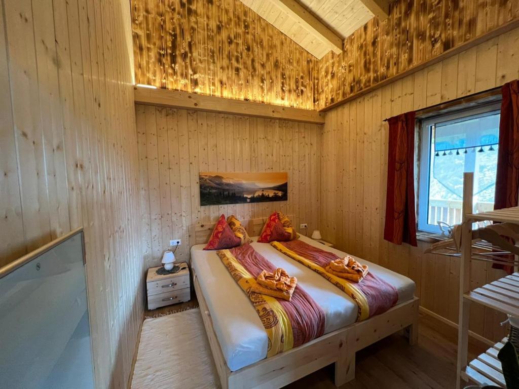 Postel nebo postele na pokoji v ubytování Bergblick Hollnhof